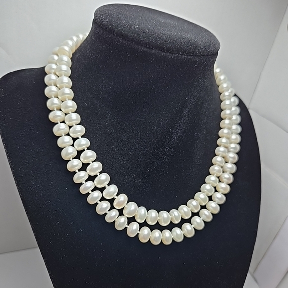 White Pearl Necklace Magnetic Clasp Bracelet Dainty Petite Sophisticated Classic - Picture 4 of 8